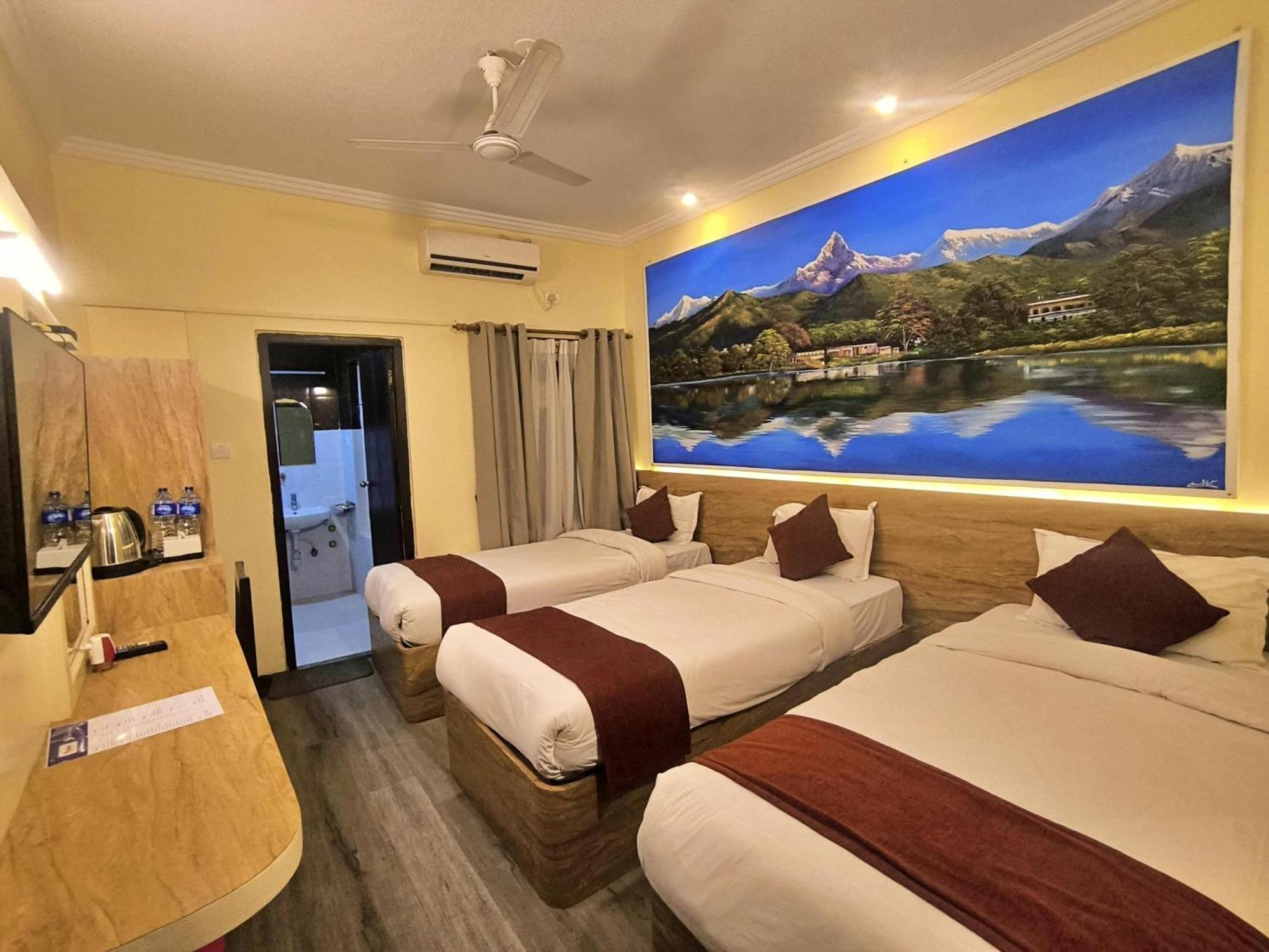 Hotel Peaceland Lumbini Luaran gambar