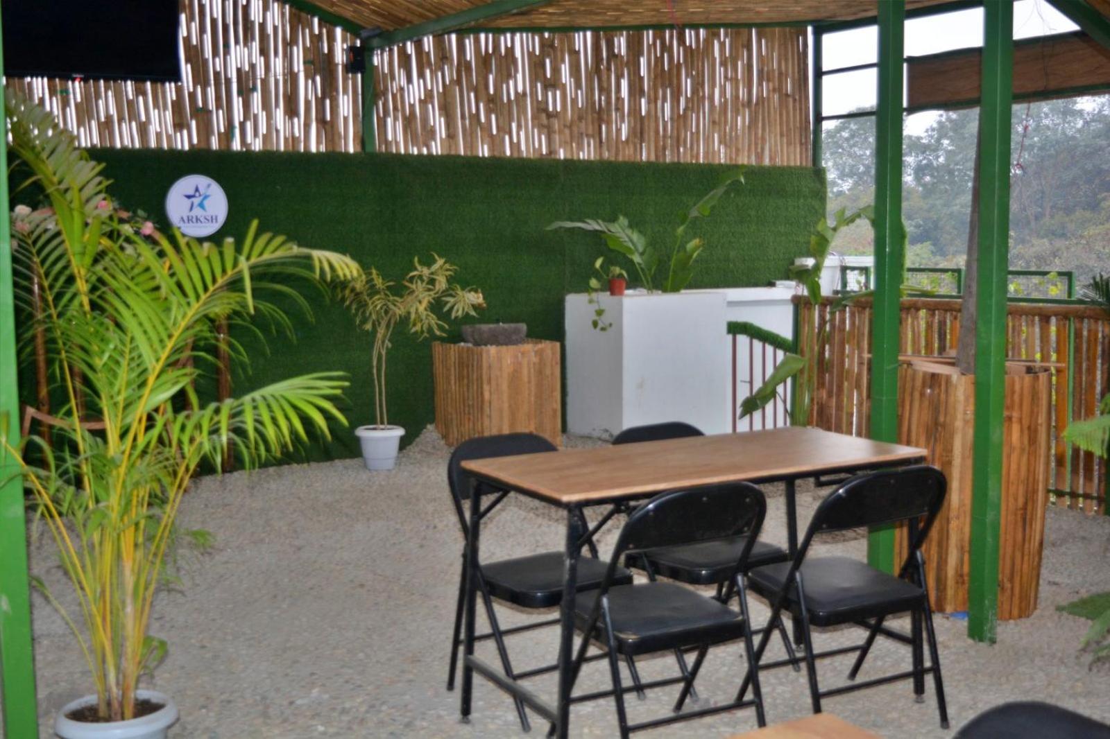 Hotel Peaceland Lumbini Luaran gambar